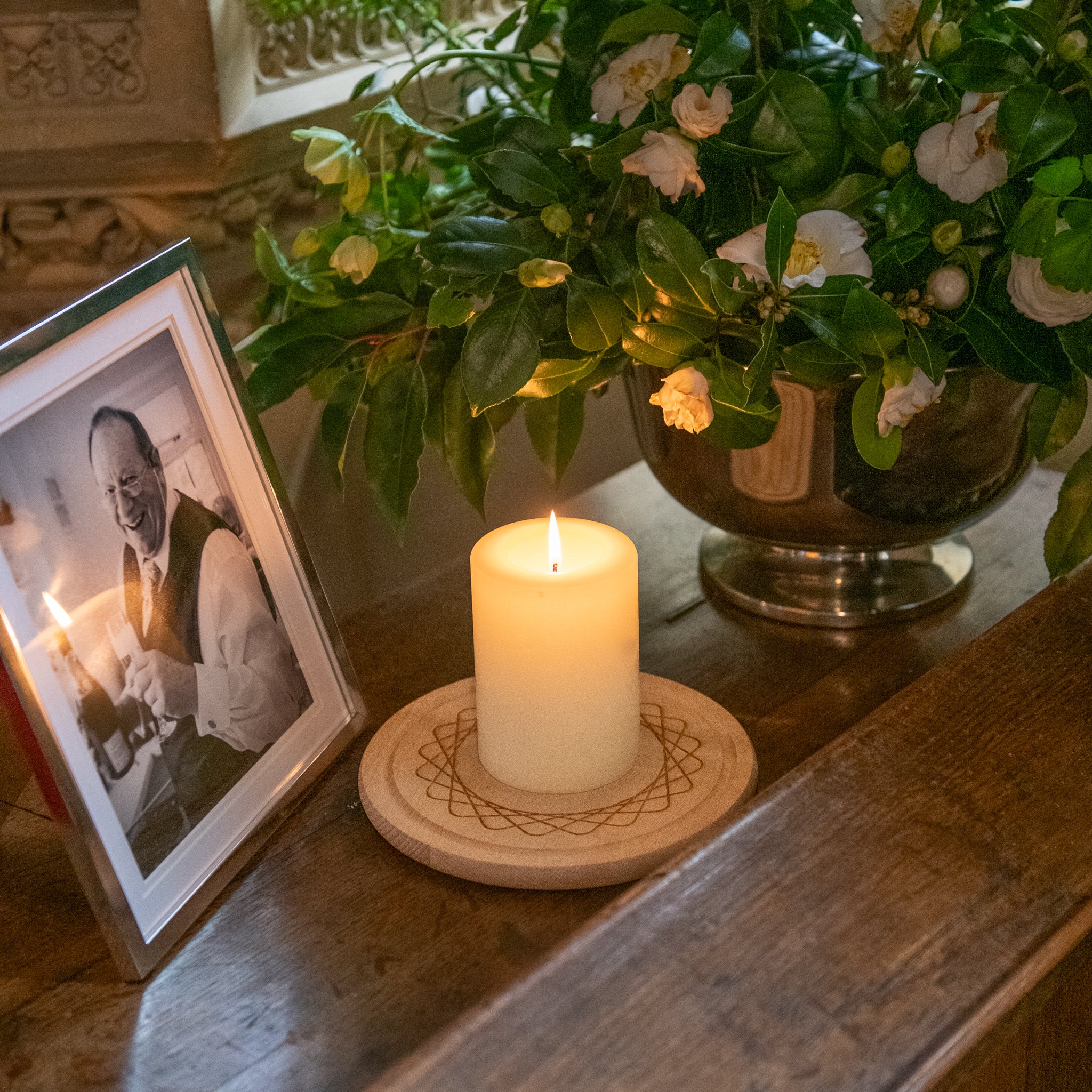 Chunky ivory pillar candle