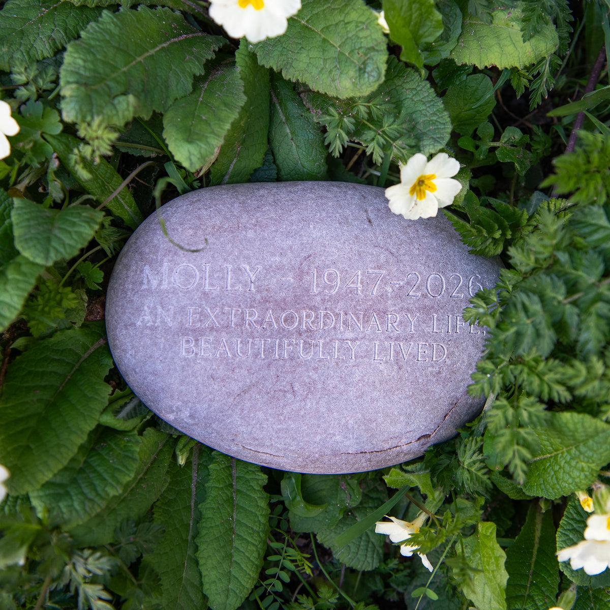 Personalised memorial stone - large